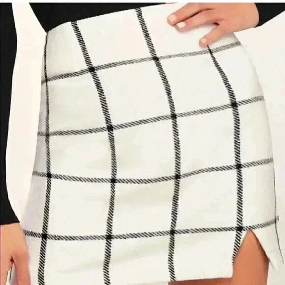 Lulus Spense Preppy Plaid Coquette Mini Skirt Small - Picture 3 of 8